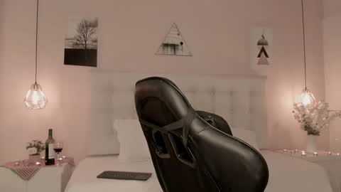 Cherry Lady online show from 02-14-25, 07:02