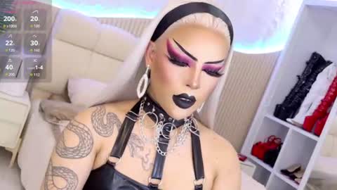 Snapshot of cherryharper chatting on 06-27-26, 04:28 THE ALPHA GODDESSOFSEXUALDESIRE online show from 06-27-26, 04:28