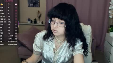 Snapshot of cherrylanding chatting on 05-25-26, 06:58 Isabel online show from 05-25-26, 06:58