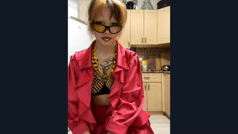 Nika online show from 04-22-26, 09:38