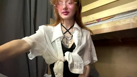 Nika online show from 05-17-26, 03:15