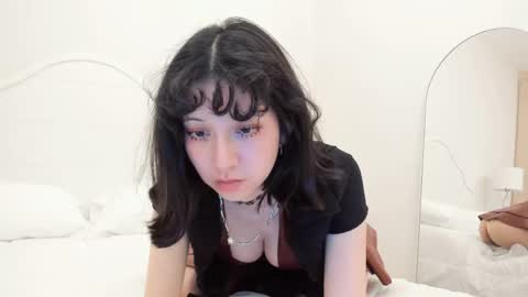 cherrycute666 online show from 04-12-26, 02:49