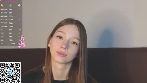 Loise online show from 10-19-25, 06:03