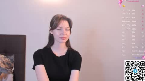 Loise online show from 11-19-25, 05:24