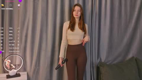 Snapshot of cherrymira chatting on 02-19-26, 05:53 Loise online show from 02-19-26, 05:53