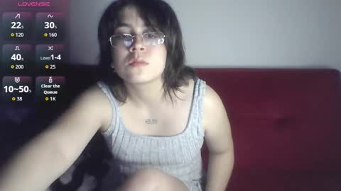 cherrypeach_ online show from 10-13-25, 06:46