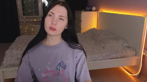 Snapshot of cherrystoun chatting on 12-29-24, 10:57 Katrine online show from 12-29-24, 10:57