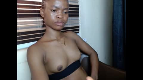 Snapshot of cherryxpussy chatting on 02-23-25, 03:40 cherryxpussy online show from 02-23-25, 03:40