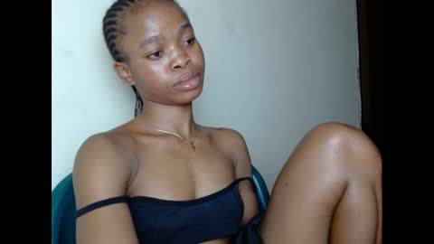 Snapshot of cherryxpussy chatting on 02-25-25, 11:33 cherryxpussy online show from 02-25-25, 11:33