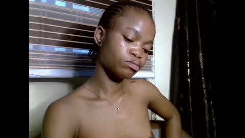 Snapshot of cherryxpussy chatting on 03-05-25, 06:12 cherryxpussy online show from 03-05-25, 06:12