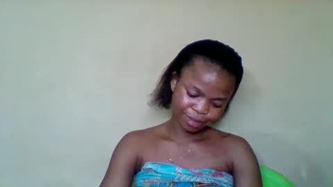 Snapshot of cherryxpussy chatting on 12-16-25, 06:35 cherryxpussy online show from 12-16-25, 06:35