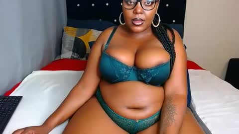 Snapshot of cherryyummy69 chatting on 02-18-25, 10:16 cherryyummy69 online show from 02-18-25, 10:16