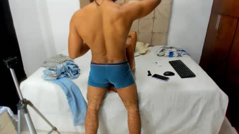 Snapshot of chery_l0v3 chatting on 02-20-25, 06:57 vero online show from 02-20-25, 06:57