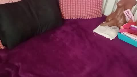 Cheryl6Fox online show from 10-17-25, 08:55