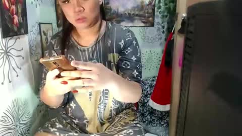 Snapshot of chescahotxxxl chatting on 12-11-24, 12:23 chescahotxxxl online show from 12-11-24, 12:23