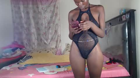 chessybee online show from 02-15-26, 05:20