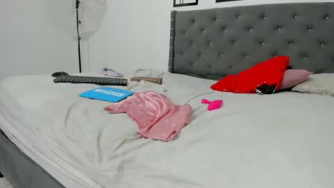 chey_petite online show from 11-07-25, 02:22