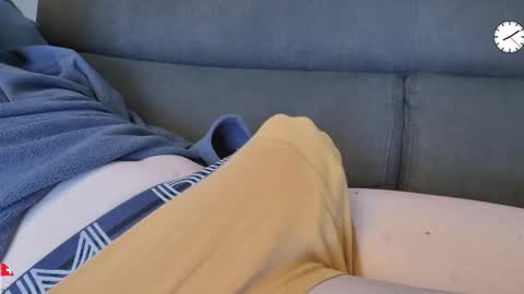 Grey online show from 10-20-25, 06:08