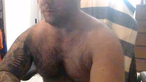 Snapshot of chicagoguy86 chatting on 05-26-26, 03:46 Chicagoguy86 aka Benny Cooper online show from 05-26-26, 03:46