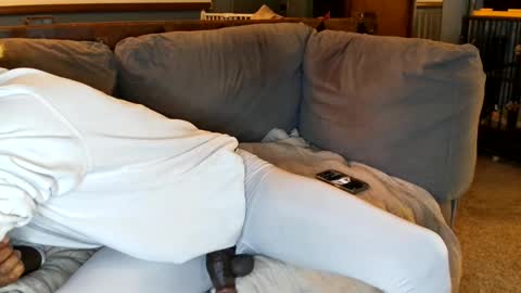 Snapshot of chicagothirdleg chatting on 04-03-26, 04:54 Que online show from 04-03-26, 04:54