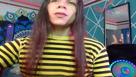 Snapshot of chico_explosivo chatting on 05-02-26, 02:27 chico_explosivo online show from 05-02-26, 02:27