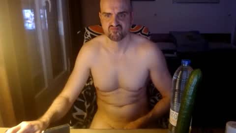 Snapshot of chicocam1983 chatting on 11-08-25, 06:18 chicocam1983 online show from 11-08-25, 06:18