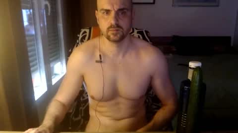 Snapshot of chicocam1983 chatting on 04-04-26, 04:04 chicocam1983 online show from 04-04-26, 04:04