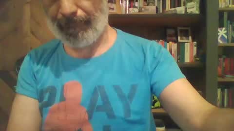 Snapshot of chicomaxi2 chatting on 01-16-26, 05:33 chicomaxi - Im here for fun. Not paid sex so dont bother online show from 01-16-26, 05:33