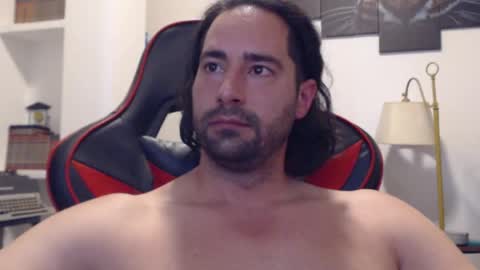 Snapshot of chicosur chatting on 04-14-26, 03:29 Chicosur online show from 04-14-26, 03:29