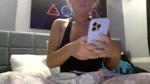 Snapshot of chiefg4200 chatting on 07-15-26, 02:39 chiefg4200 online show from 07-15-26, 02:39