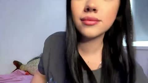 Snapshot of chiekodavanzo chatting on 06-16-26, 02:09 Becky online show from 06-16-26, 02:09
