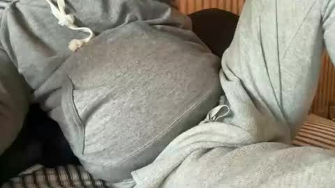 chiguy63v4 online show from 02-13-26, 06:37