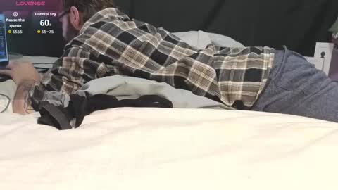 Snapshot of chiligrande6969 chatting on 12-21-25, 04:14 Chiligrande6969 online show from 12-21-25, 04:14