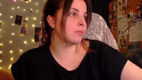 Snapshot of chill_saya chatting on 10-03-25, 04:20 Saya online show from 10-03-25, 04:20