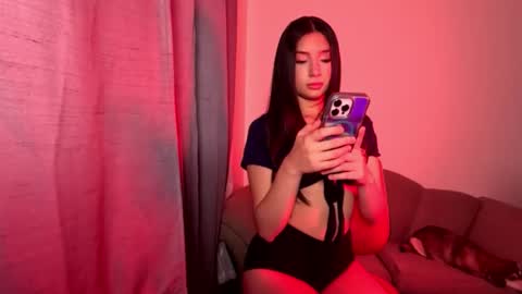 Snapshot of chinicr18 chatting on 03-20-26, 11:09 chinicr18 online show from 03-20-26, 11:09