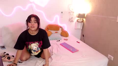 Snapshot of chiquibumbun chatting on 12-04-24, 04:21 sophia online show from 12-04-24, 04:21