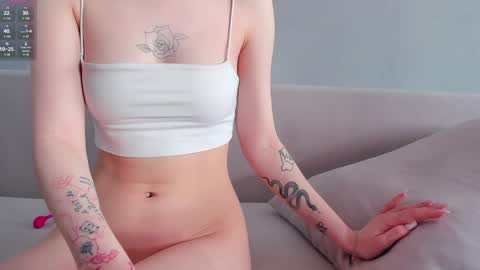 Chisa online show from 01-31-25, 01:11