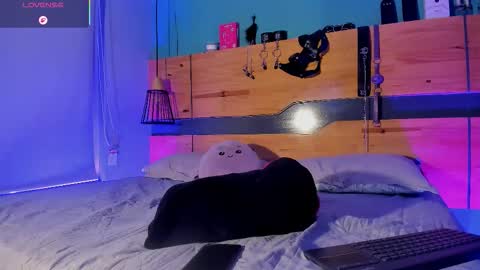 Chloeallennn  online show from 03-14-26, 12:10