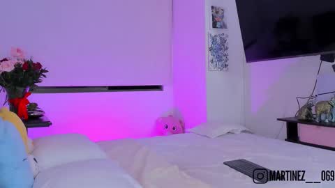 CHLOE online show from 10-24-25, 03:03