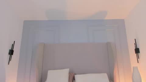 Chloe online show from 03-31-26, 12:16