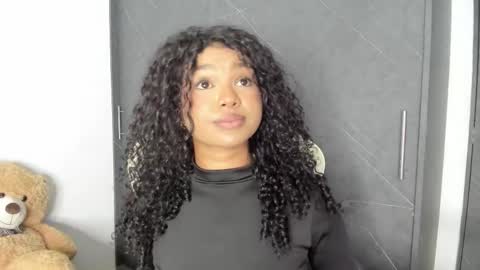 Snapshot of chloe_evans21 chatting on 02-14-26, 01:57 chloe online show from 02-14-26, 01:57