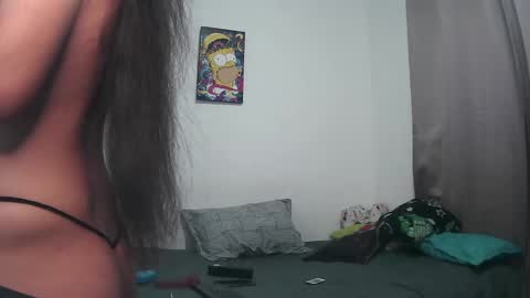 Chloe and Danna online show from 02-04-25, 04:05