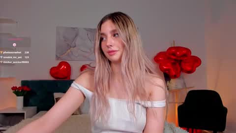 Chloe Lov GTM2 Mon Tue Thu Sat Sun 0400am - 1030m online show from 02-13-25, 07:24