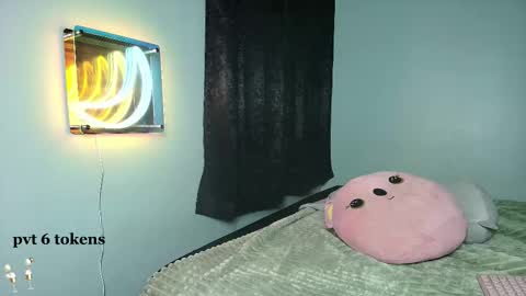 Snapshot of chloe_maia1 chatting on 01-09-26, 01:52 AMY online show from 01-09-26, 01:52