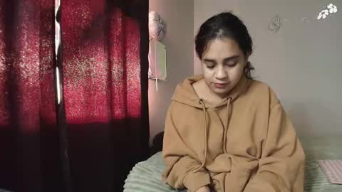 Snapshot of chloe_maia1 chatting on 02-24-26, 12:36 AMY online show from 02-24-26, 12:36