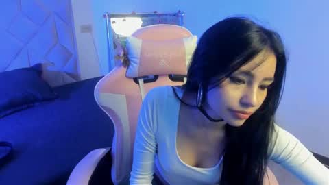 Chloe online show from 02-07-26, 01:15