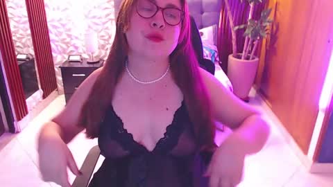 chloe_prg online show from 02-11-25, 03:18