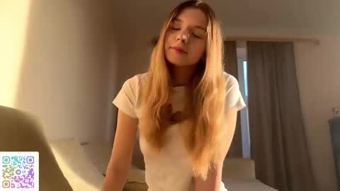 hloe online show from 11-21-25, 12:59