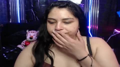 chloe_smith5 online show from 04-13-26, 01:16