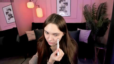 Snapshot of chloe_sunny chatting on 05-24-26, 05:56 Chloe online show from 05-24-26, 05:56